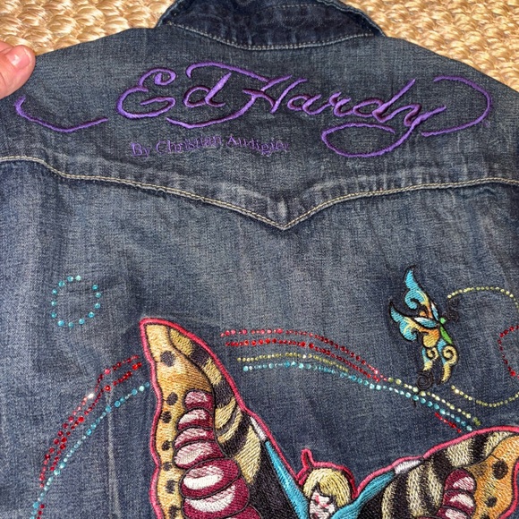 VTG Ed Hardy INSANE y2k butterfly embroidered pearl snap denim shirt size m - Picture 4 of 15